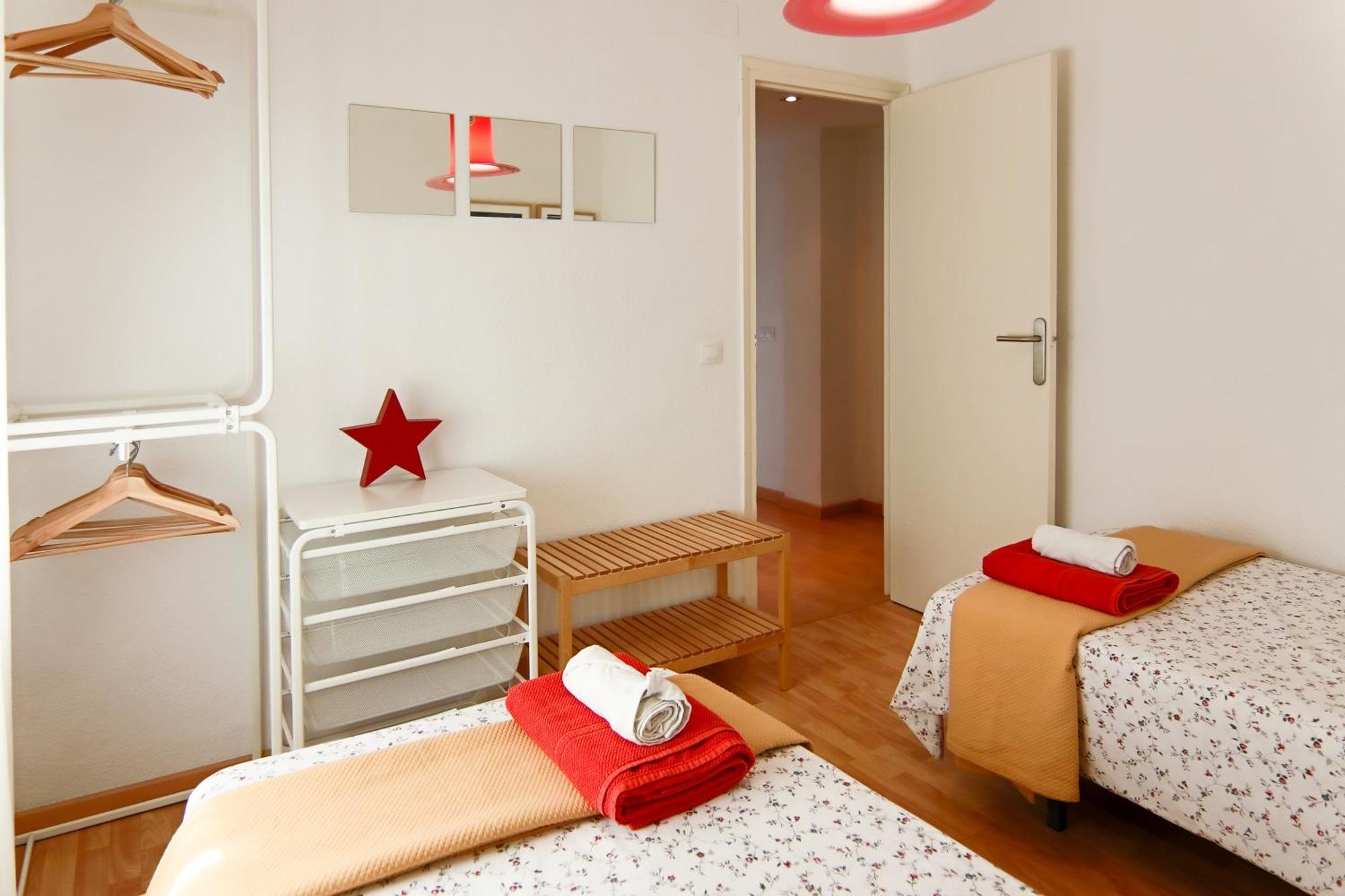 ולנסיה Luminoso. Comodo. Acogedor. Wifi. Junto A Ave מראה חיצוני תמונה
