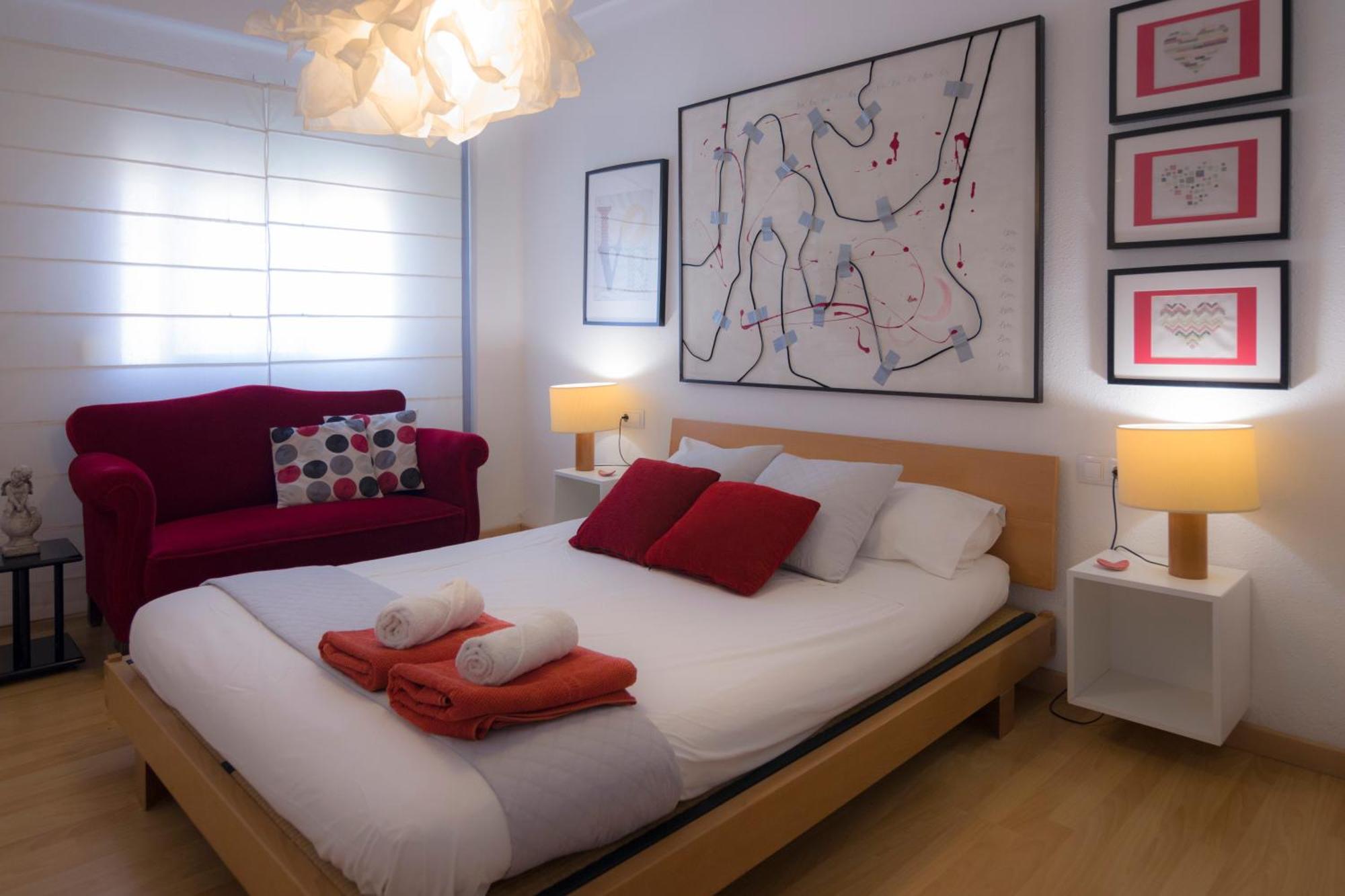 ולנסיה Luminoso. Comodo. Acogedor. Wifi. Junto A Ave מראה חיצוני תמונה